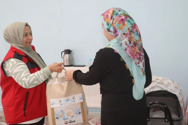 Nizip Belediyesi’nden 1200 aileye “Hoş Geldin Bebek” desteği