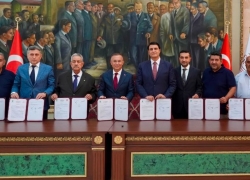 Şehitkamil’e 2 yeni tesis için imzalar atıldı.