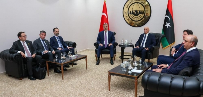 Dışişleri Bakanı Fidan, Temsilciler Meclisi Başkanı Salih ile bir araya geldi