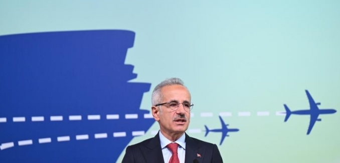 Uraloğlu: Uçuşlar Anlık Takip Edilebiliyor