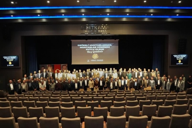 Başkan Yılmaz'dan 119 muhtara bilgisayar