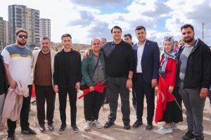 Şehitkamil'de gençler, Cumhuriyet için yürüdü