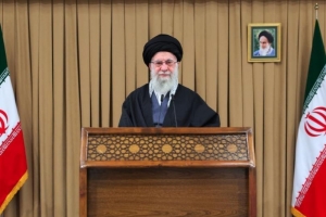 İran dini lideri Hamaney: "ABD, İran’la iletişim ve iş birliğine layık değil"