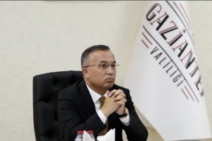 Vali Çeber okullarla ilgili son noktayı koydu