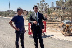 Çamlıtepe’de yollar yenilendi.