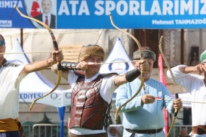 Aksaçlılar Şahinbey’de ok attı